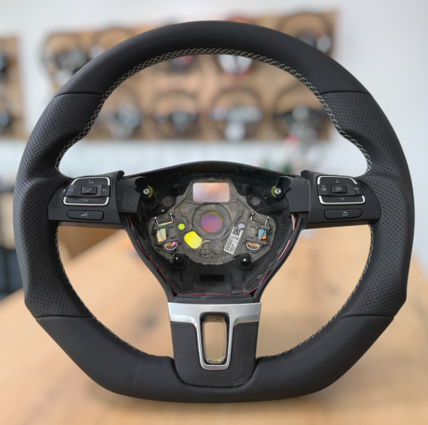 Lenkrad neu bezogen, passend für VW T5, Passat B7, CC, Golf 6 und Amarok, Design A666